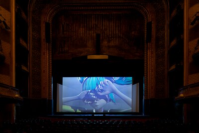 渋谷慶一郎＋初音ミク「THE END」パリ公演の様子。（Photo by KENSHU SHINTSUBO / Theatre du Chatelet ）（illustration & direction by YKBX） (c)Crypton Future Media, INC. www.piapro.net (c)LOUIS VUITTON