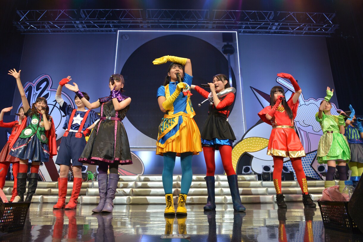 エビ中「未確認中学生X」に迫る関根勤対談＆ツアーレポ - 音楽ナタリー