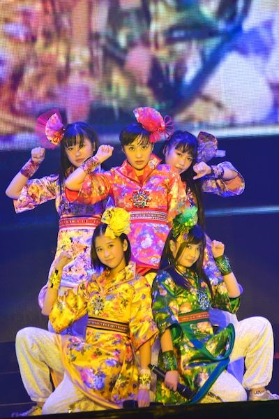 ももいろクローバーZ