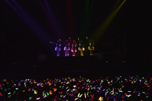 「ももいろクローバーZ JAPAN TOUR 2013 "GOUNN"」の様子。