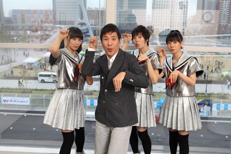 ナタリーPower Pushでは私立恵比寿中学のニューシングル「未確認中学生X」の発売を記念した特集ページを公開中。