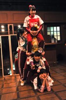 バックヤードでのももいろクローバーZ。