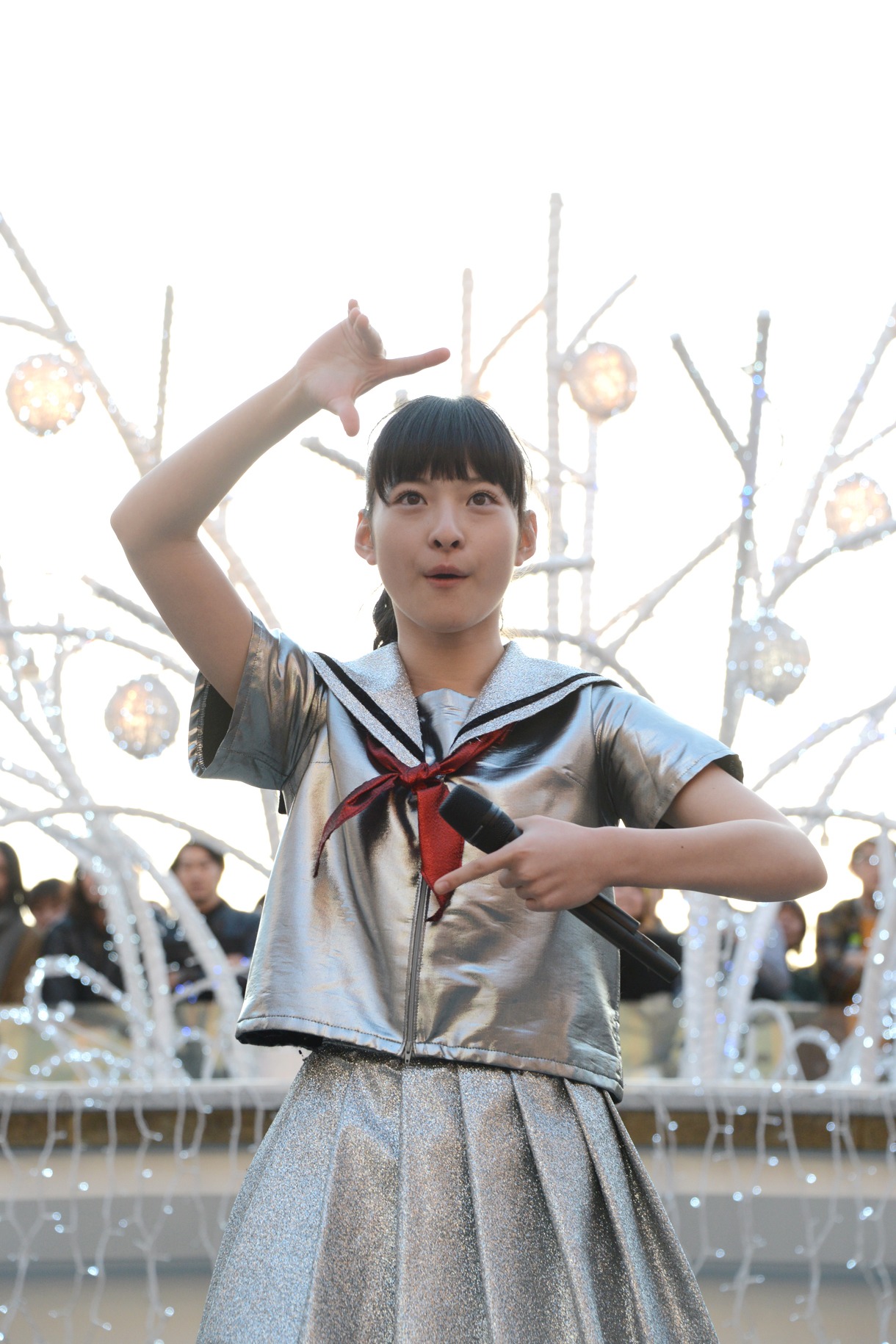 松野莉奈