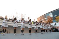 私立恵比寿中学フリーライブの様子。