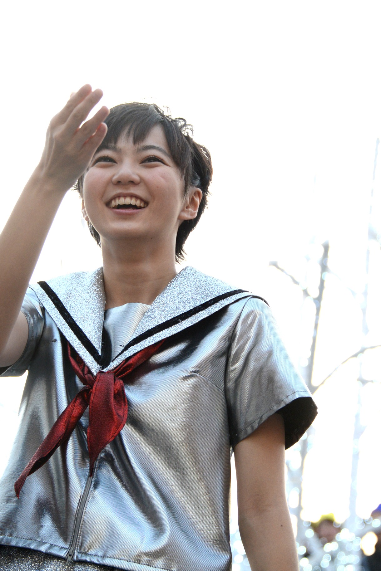 安本彩花