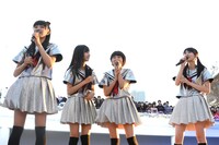 左から星名美怜、鈴木裕乃、柏木ひなた、杏野なつ。