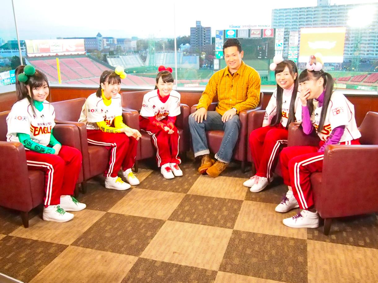 対談収録中のももいろクローバーZと田中将大投手。