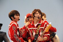 捕えられたDISH//。