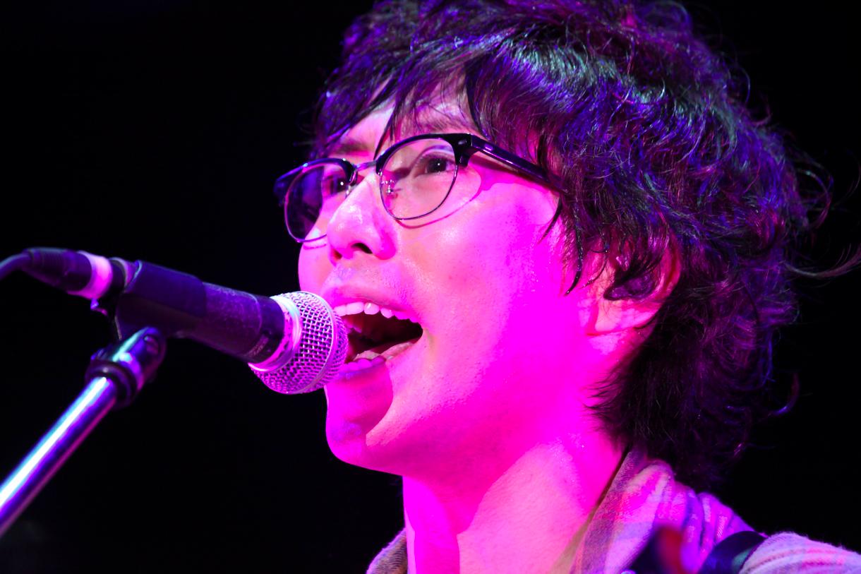高橋優2013日本武道館「YOU CAN BREAK THE SILENCE IN BUDOKAN」の様子。