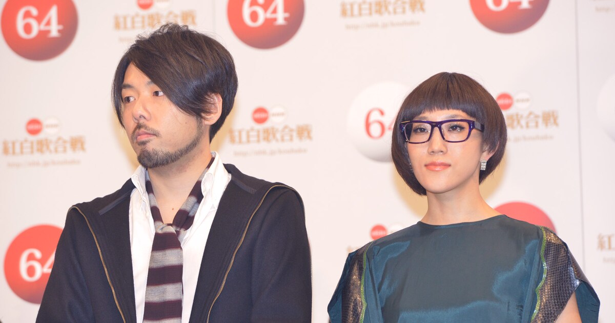サカナクションのメンバー。左から江島啓一（Dr）、岡崎英美（Key 