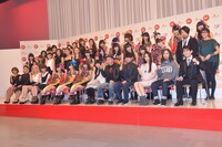 「第64回NHK紅白歌合戦」初出場アーティストのE-girls、NMB48、miwa、泉谷しげる、サカナクション、Sexy Zone、福田こうへい。