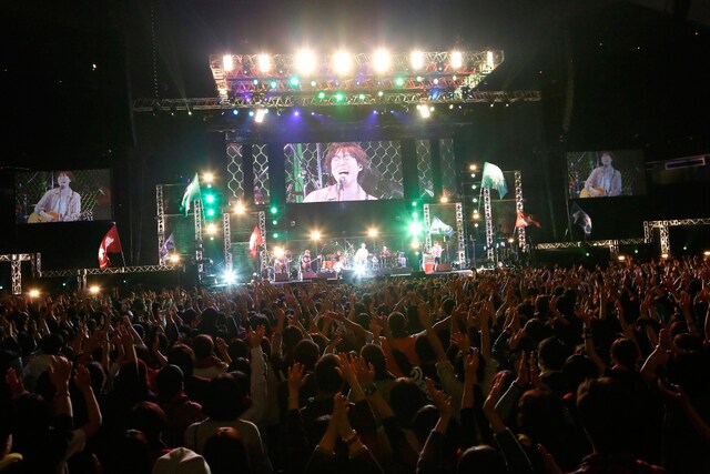 約9000枚のチケットは即日完売を記録した。