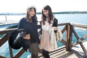 左から若月佑美、桜井玲香。