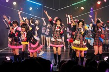 HKT48「HKT48劇場 2周年記念 特別公演」の様子。 (c)AKS