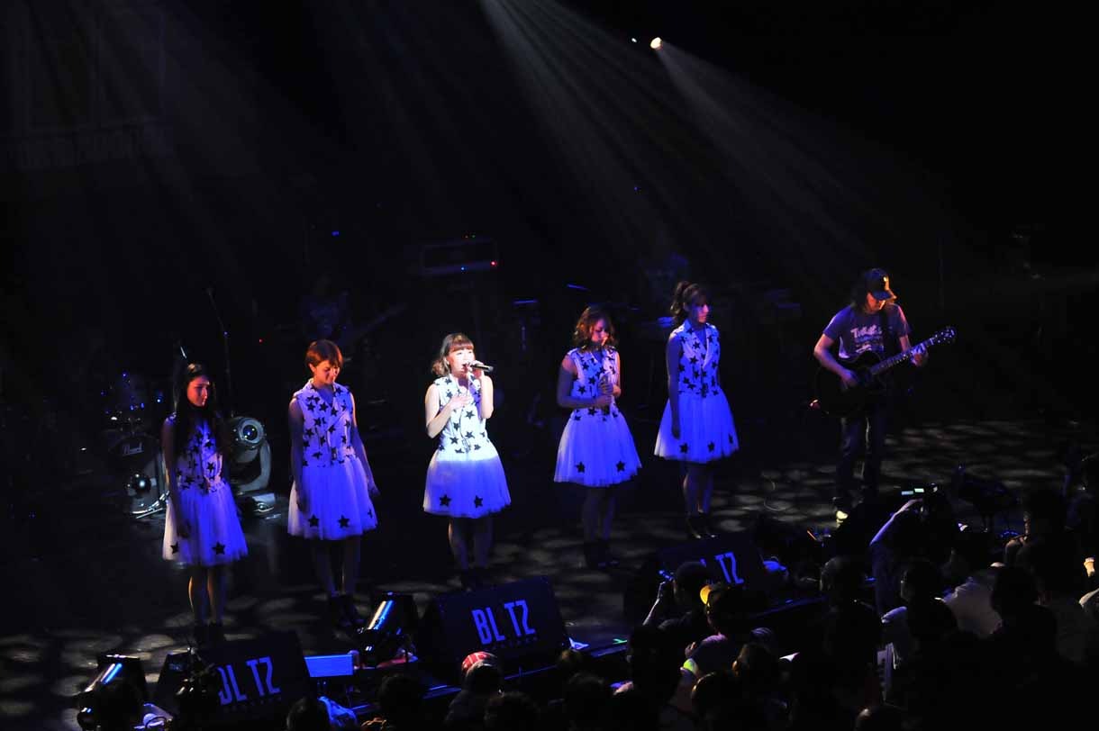 「THE ポッシボー単独ライブ2013秋 ～Doする？？？？？～」の様子。