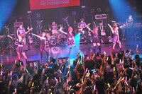 「THE ポッシボー単独ライブ2013秋 ～Doする？？？？？～」の様子。
