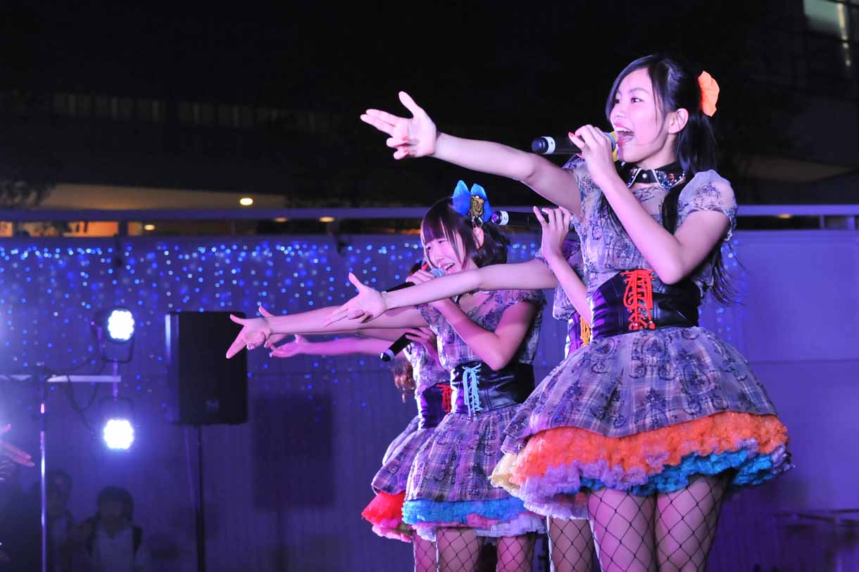 夢みるアドレセンス「純情マリオネット」リリースイベントの様子。