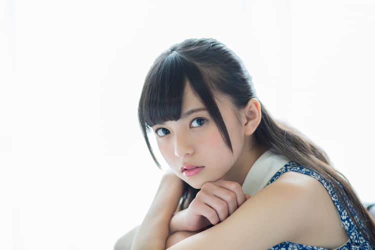 乃木坂46バック8グラビア、第2弾は齋藤飛鳥＆中元日芽香 - 音楽ナタリー 