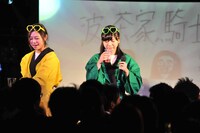 初めてお酒を飲む槙田紗子。