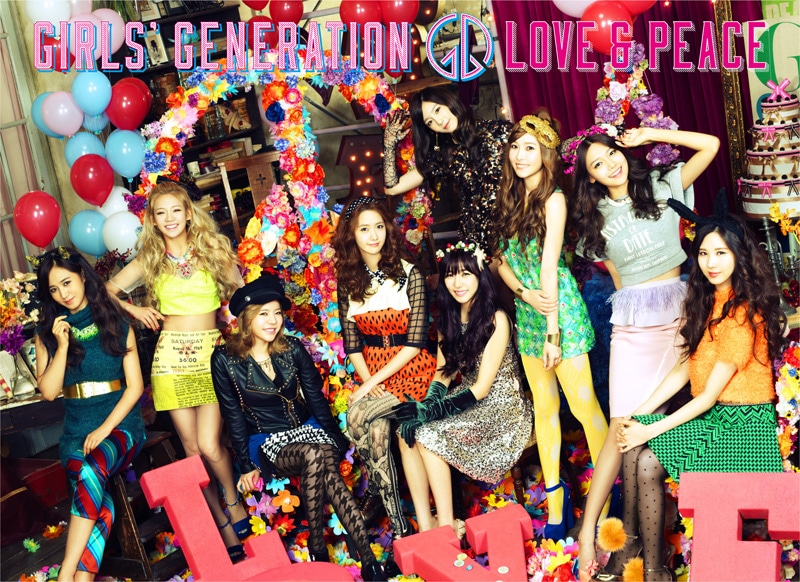 少女時代「LOVE&PEACE」ジャケット