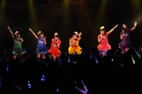 チームしゃちほこ「愛の地球祭」購入者特典イベントの様子。