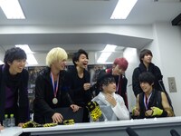 超特急のUstream配信中の様子。