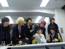 超特急のUstream配信中の様子。