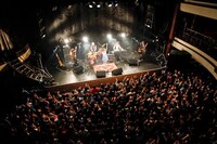 黒木渚「黒木渚 2nd Single はさみ RELEASE ONEMAN TOUR『やわらかなハサミ』」東京キネマ倶楽部公演の様子。