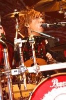 SATOち（Dr）（撮影：石井亜希）