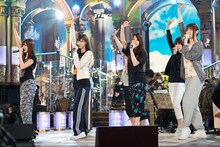 乃木坂46のリハーサルの様子。