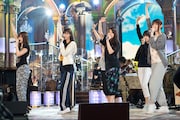 乃木坂46のリハーサルの様子。
