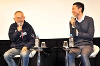 左から鈴木敏夫、西村義明プロデューサー。