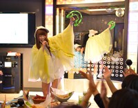 でんぱ組.inc「W.W.D II 初回限定ナゾカラ盤 発売記念キャンペーン」カラオケイベントの様子。