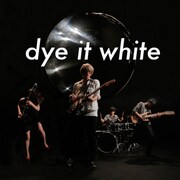 HaKU、渋谷を白く染め上げる「dye it white」PV