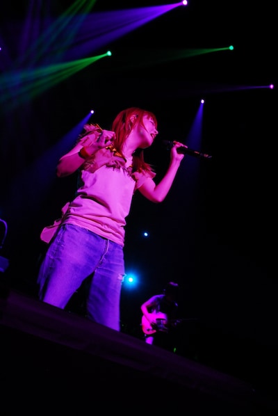 aiko「Love Like Pop vol.16 ～15th Anniversary～」東京・NHKホール、7月20日公演の様子。