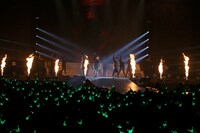 B.A.P「B.A.P 1st Japan Tour : WARRIOR Begins」国立代々木競技場第一体育館公演の様子。（Photo by Ogata Takao,Kwon jjeary）