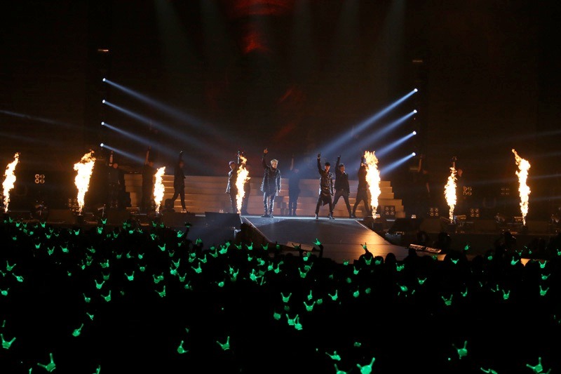 B.A.P「B.A.P 1st Japan Tour : WARRIOR Begins」国立代々木競技場第一体育館公演の様子。（Photo by Ogata Takao,Kwon jjeary）