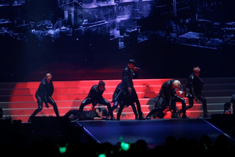 B.A.P「B.A.P 1st Japan Tour : WARRIOR Begins」国立代々木競技場第一体育館公演の様子。（Photo by Ogata Takao,Kwon jjeary）