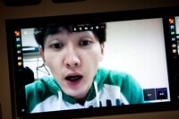 「MUSIC FRIDAY on Google+ | YouTube」でビデオチャットを使いtofubeatsの魅力を語るの子。