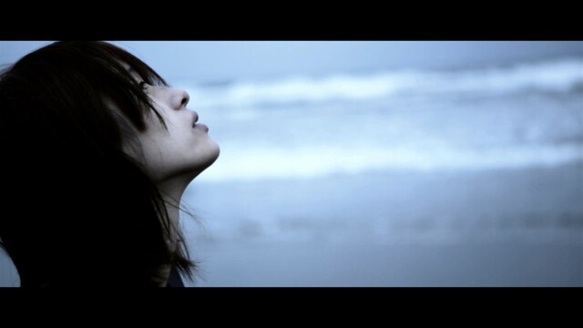 RUDE GALLERY「One」イメージムービーのワンシーン。