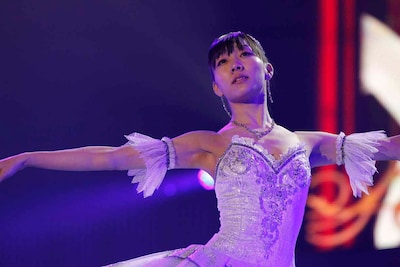 須田亜香里による「孤独なバレリーナ」の様子。 (c)AKS