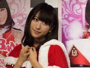 小桃音まい、地元神戸でミニスカサンタ＆2ndシングル報告