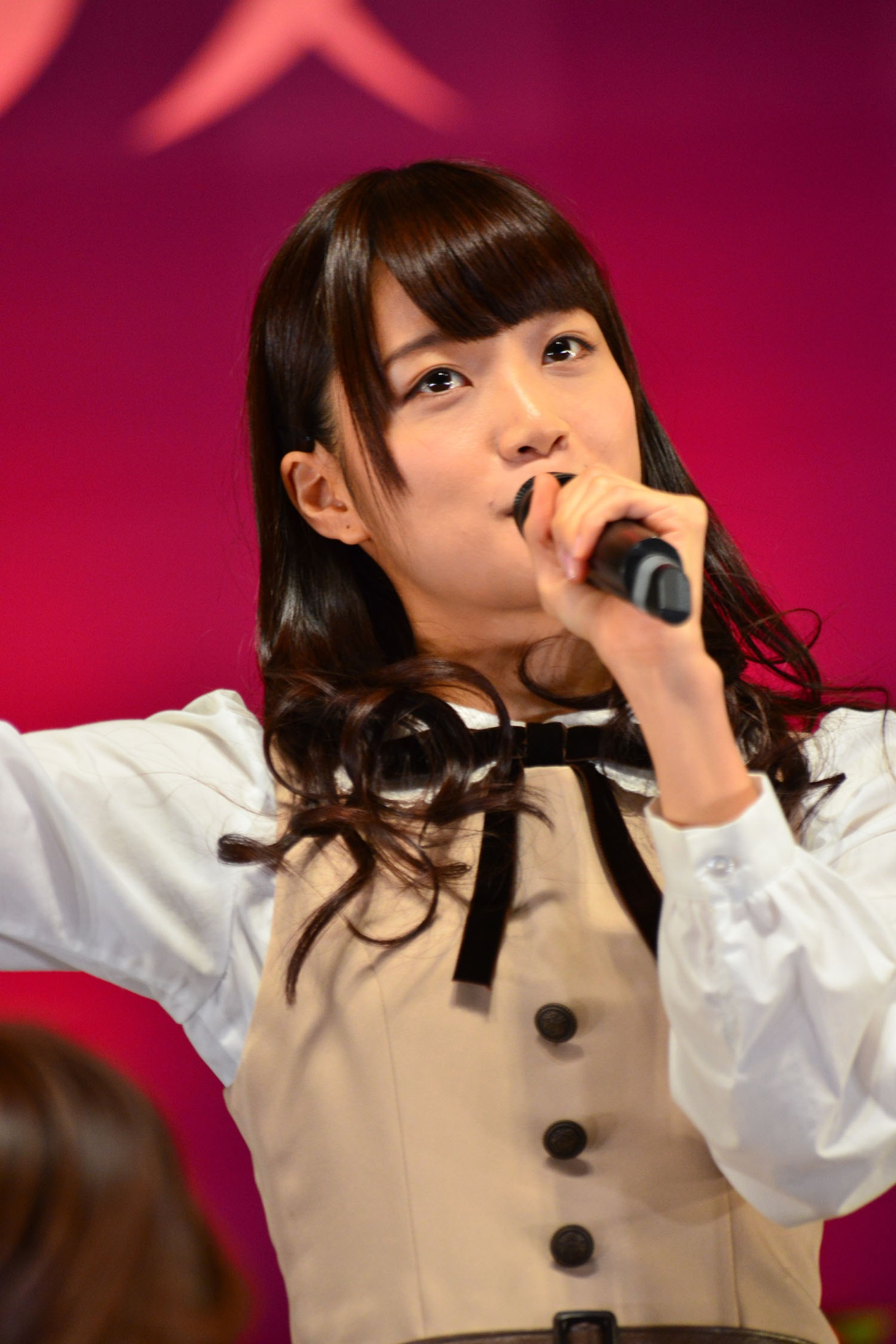 深川麻衣