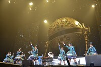 エビ中と池田貴史のコラボレーション。