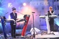 「22世紀への架け橋」を初披露する小室哲哉 VS ヒャダイン。