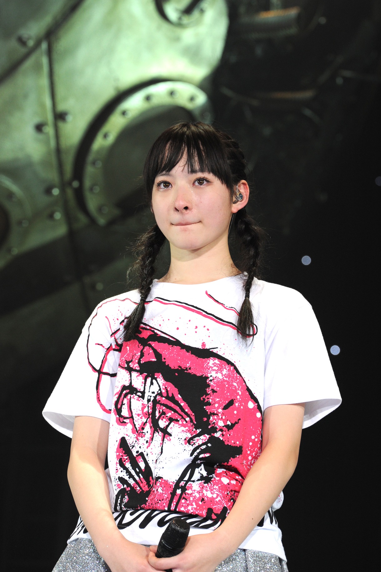 松野莉奈