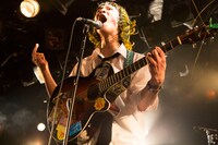 りょーめー（Vo, G）（撮影：新保勇樹）