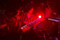 ロマンチック☆安田（Key）（撮影：新保勇樹）