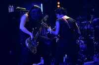 左からKenKenとKj。（Photo by Kentaro Kambe）