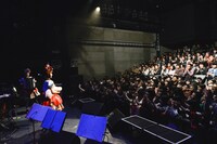 「可愛いカンカン娘には旅をさせろツアー2013」東京公演の様子。 （Photo by Eisuke Asaoka）